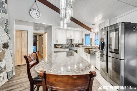 12137 Dee Ln, Eagle River, AK 99577 photo 16