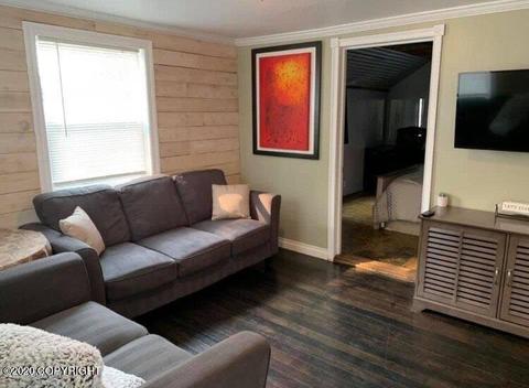 917 E 11th Ave, Anchorage, AK 99501 photo 3