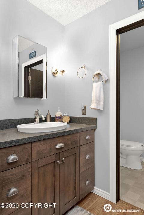 6051 E 22nd Ave, Anchorage, AK 99504 photo 26