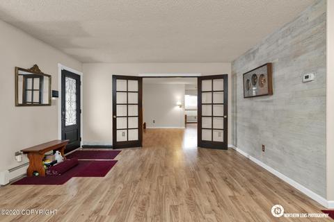 6051 E 22nd Ave, Anchorage, AK 99504 photo 8