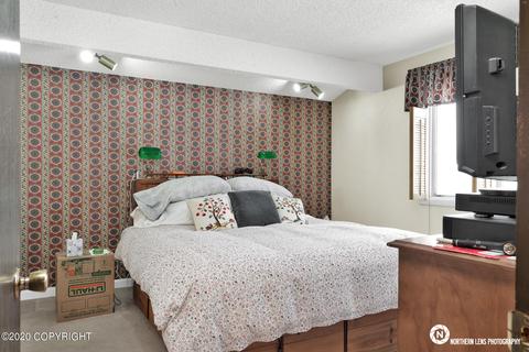 6051 E 22nd Ave, Anchorage, AK 99504 photo 16