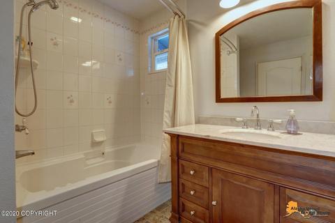 1801 State St, Anchorage, AK 99504 photo 25