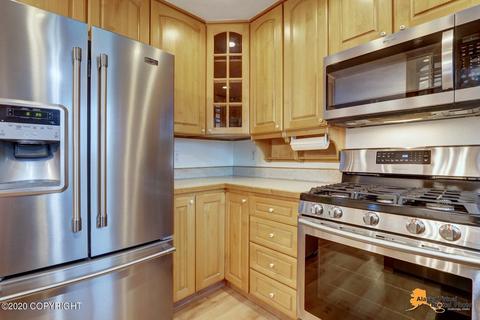 1801 State St, Anchorage, AK 99504 photo 12
