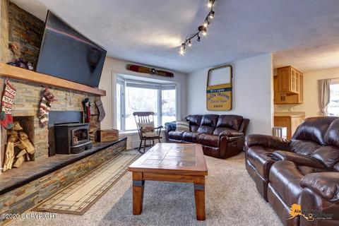 1801 State St, Anchorage, AK 99504 photo 6