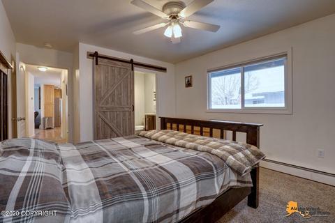 1801 State St, Anchorage, AK 99504 photo 17