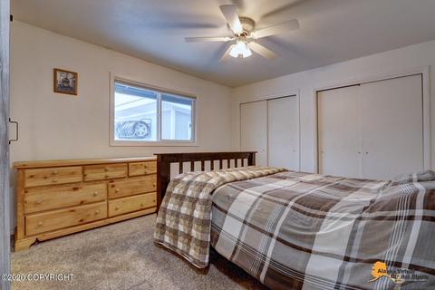 1801 State St, Anchorage, AK 99504 photo 16