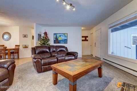 1801 State St, Anchorage, AK 99504 photo 4