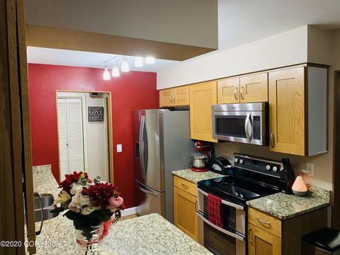 9825 Gravina Cir, Eagle River, AK 99577 photo 13