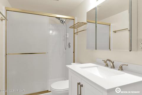 2131 E 72nd Ave, Anchorage, AK 99507 photo 27