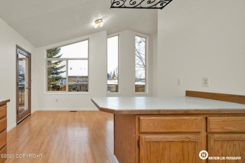 2131 E 72nd Ave, Anchorage, AK 99507 photo 9