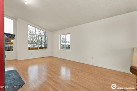 2131 E 72nd Ave, Anchorage, AK 99507 photo 3