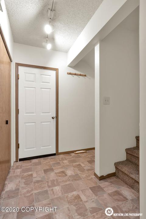 2131 E 72nd Ave, Anchorage, AK 99507 photo 29