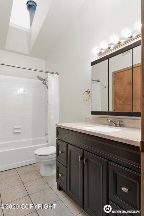 2131 E 72nd Ave, Anchorage, AK 99507 photo 21