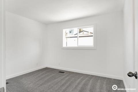 3713 E 17th Ave, Anchorage, AK 99508 photo 12