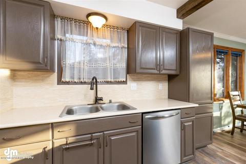 10135 Le Doux Ln, Eagle River, AK 99577 photo 10
