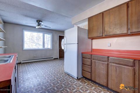378 S Klevin St, Anchorage, AK 99508 photo 10