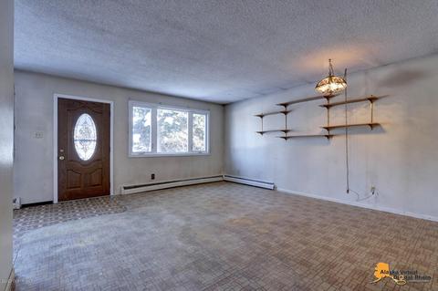 378 S Klevin St, Anchorage, AK 99508 photo 7