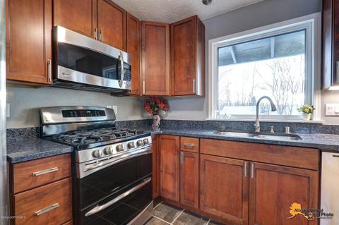 8520 E 11th Ct, Anchorage, AK 99504 photo 17