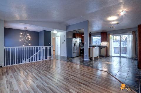 8520 E 11th Ct, Anchorage, AK 99504 photo 24