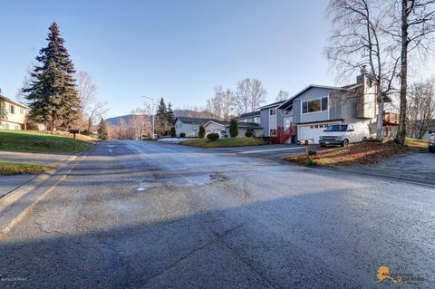 8520 E 11th Ct, Anchorage, AK 99504 photo 1