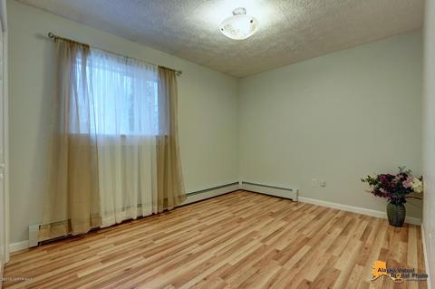 8520 E 11th Ct, Anchorage, AK 99504 photo 31
