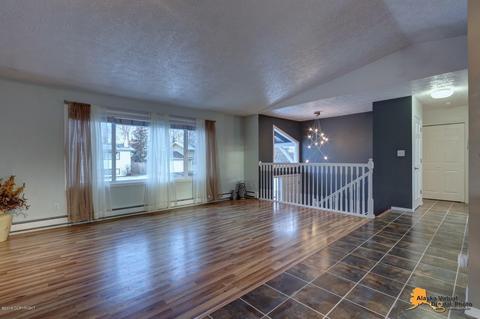 8520 E 11th Ct, Anchorage, AK 99504 photo 25