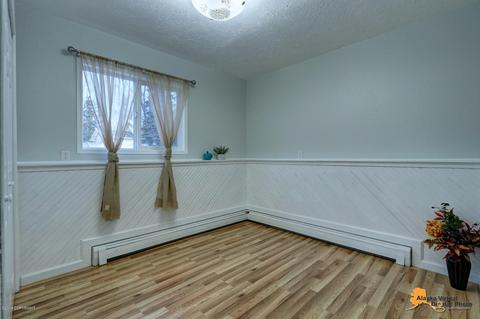 8520 E 11th Ct, Anchorage, AK 99504 photo 37