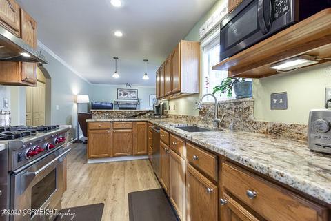 11951 Devonshire Cir, Anchorage, AK 99516 photo 10