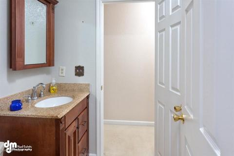 7200 Dawn Dr, Anchorage, AK 99502 photo 15
