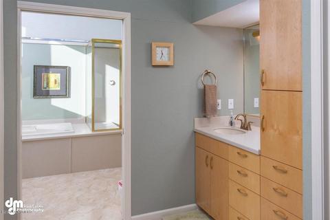 7401 Upper Omalley Rd, Anchorage, AK 99507 photo 28