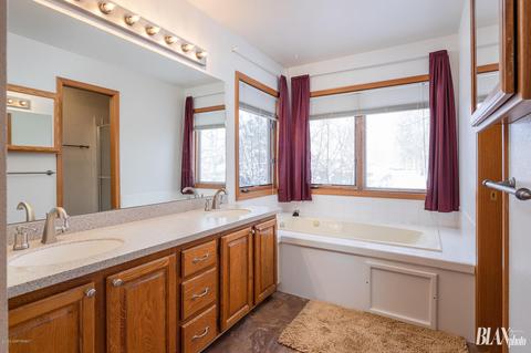413 Peppertree Loop, Anchorage, AK 99504 photo 6
