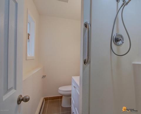 5350 E 41st Ave, Anchorage, AK 99508 photo 19