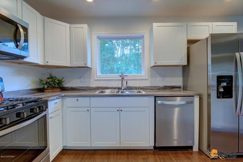 5350 E 41st Ave, Anchorage, AK 99508 photo 9