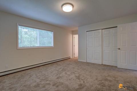 5350 E 41st Ave, Anchorage, AK 99508 photo 13
