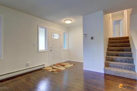 5350 E 41st Ave, Anchorage, AK 99508 photo 2