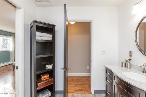 5206 E 42nd Ave, Anchorage, AK 99508 photo 18