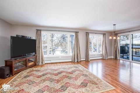 5206 E 42nd Ave, Anchorage, AK 99508 photo 3