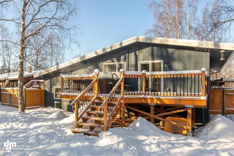 5206 E 42nd Ave, Anchorage, AK 99508 photo 2