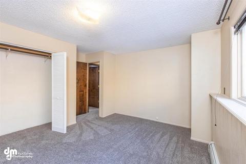 5206 E 42nd Ave, Anchorage, AK 99508 photo 27