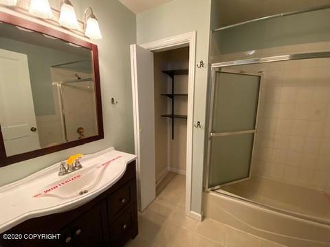 3647 E 68th Ave, Anchorage, AK 99507 photo 11
