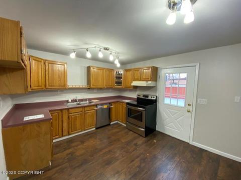 3647 E 68th Ave, Anchorage, AK 99507 photo 9
