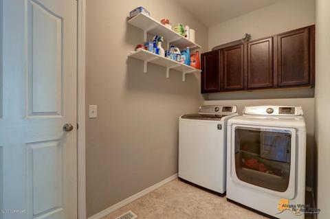 2329 E 52nd Ave, Anchorage, AK 99507 photo 8