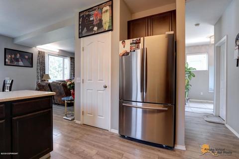 2329 E 52nd Ave, Anchorage, AK 99507 photo 5