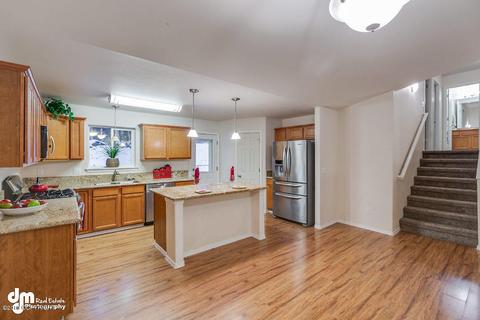 20503 Birch Crest Ln, Eagle River, AK 99577 photo 8
