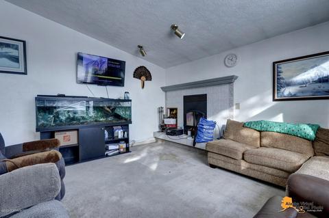 3921 E 84th Ave, Anchorage, AK 99507 photo 13