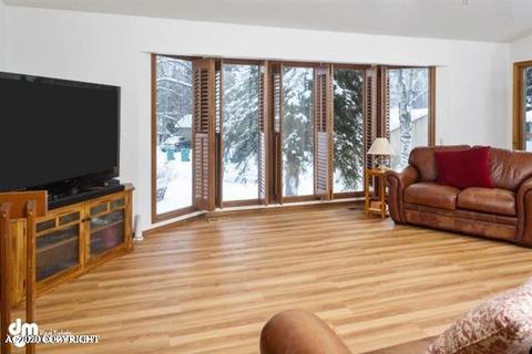 19635 Delphin Cir, Eagle River, AK 99577 photo 5