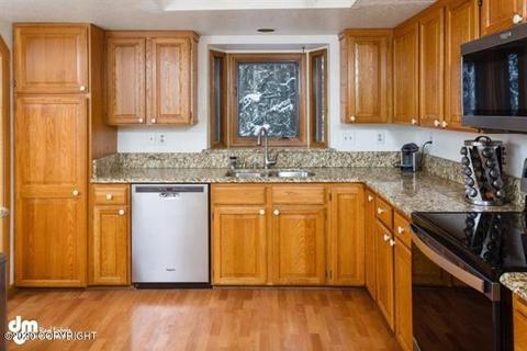 19635 Delphin Cir, Eagle River, AK 99577 photo 9
