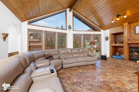 19806 S Montague Loop, Eagle River, AK 99577 photo 6