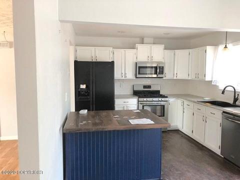 8501 Hidden View Ct, Anchorage, AK 99504 photo 4