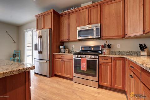 13103 Curry Ridge Cir, Eagle River, AK 99577 photo 5